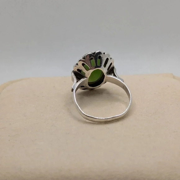 Jade  Sterling ring - Picture 3 of 5